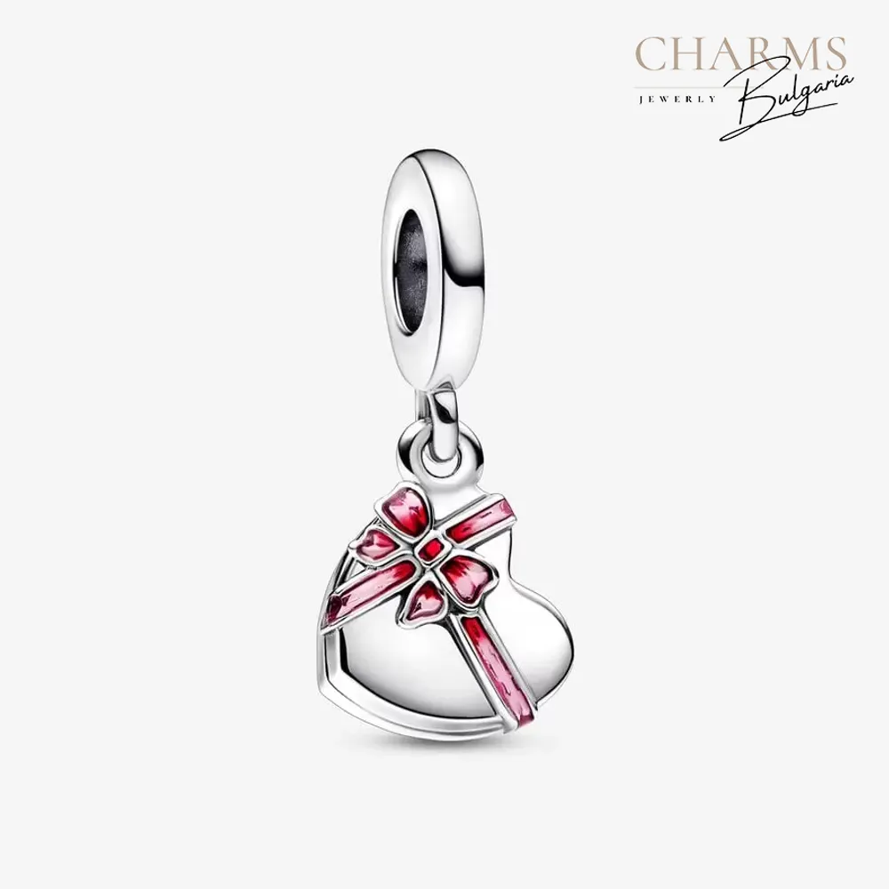 Кутия с шоколадови бонбони