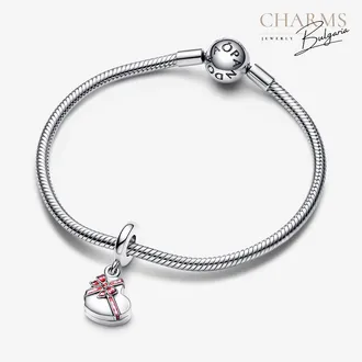 Кутия с шоколадови бонбони